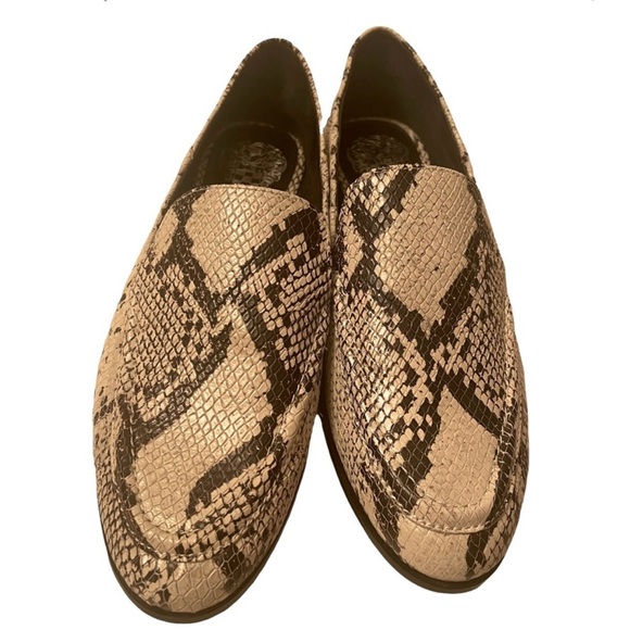 Vince Camuto Snakeskin Shoes Size 7 1/2 - Picture 2 of 7